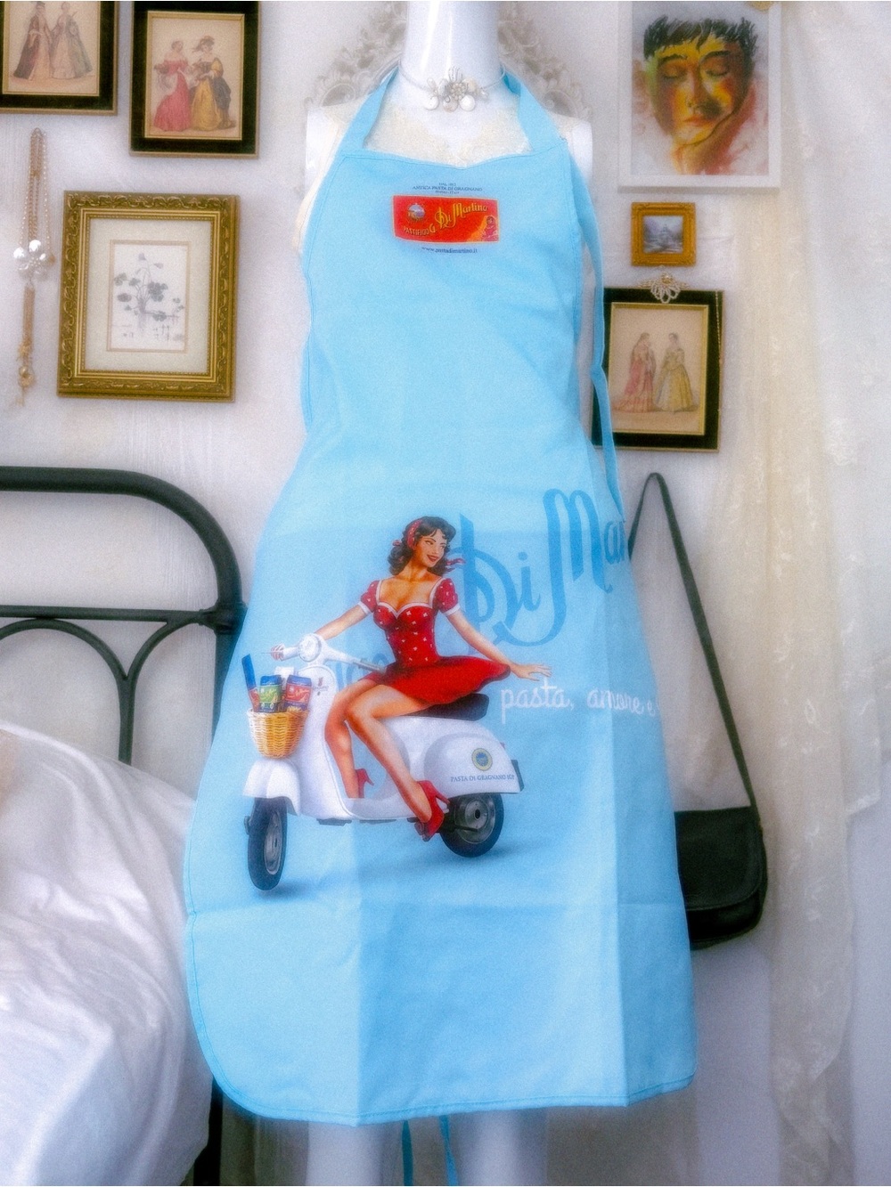 Euro pin-up girl graphic blue apron